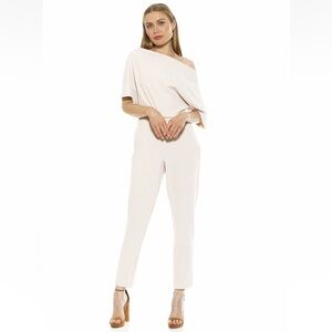 Alexia Admor Off-Shoulder Ivory Jumpsuit